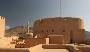 قلعة نزوى