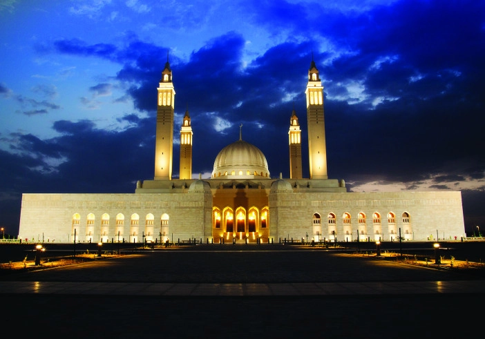 جامع السلطان قابوس - نزوى